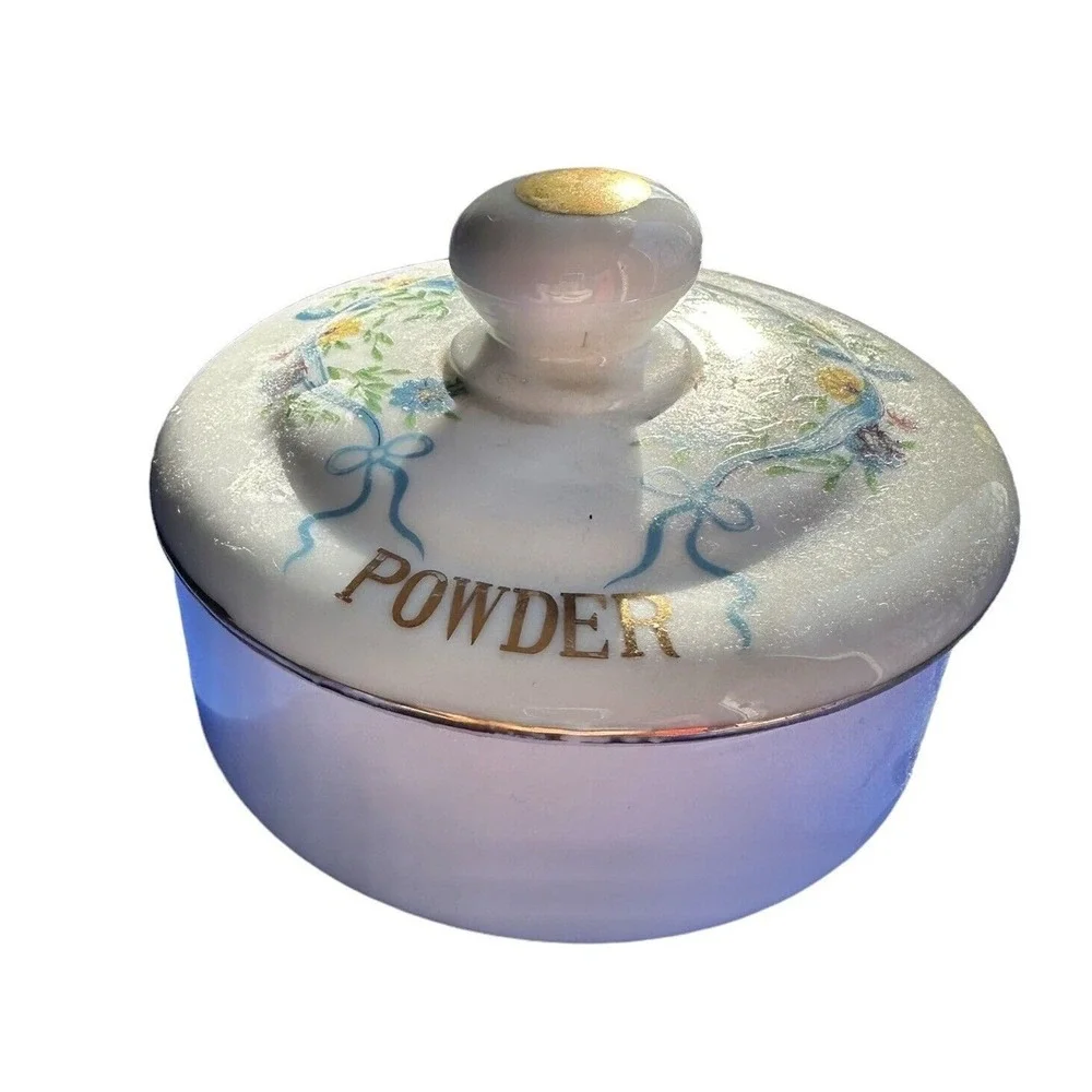 Lovely Covered Hand Painted Porcelain Trinket Style Powder Vanity Box With Lid